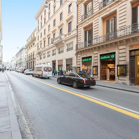 Amazing Via Del Tritone