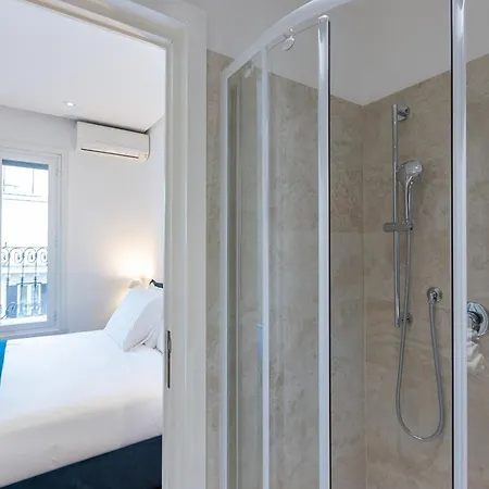 Amazing Via Del Tritone