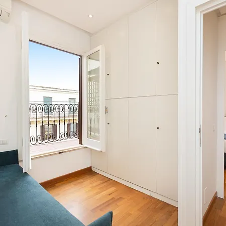 Amazing Via Del Tritone روما