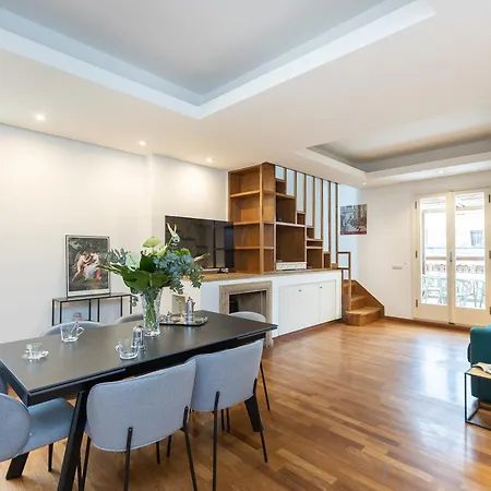 Amazing Via Del Tritone شقة *