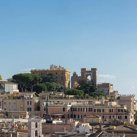 Amazing Via Del Tritone شقة روما