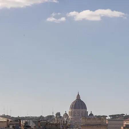 Amazing Via Del Tritone *