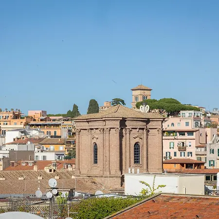 Amazing Via Del Tritone شقة *