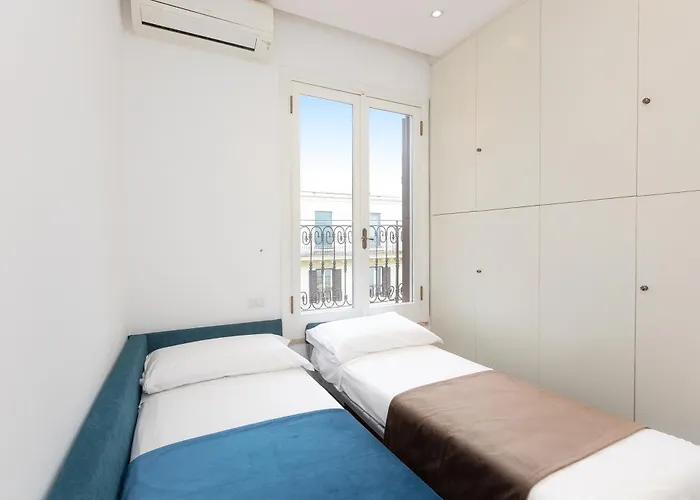 Amazing Via Del Tritone *