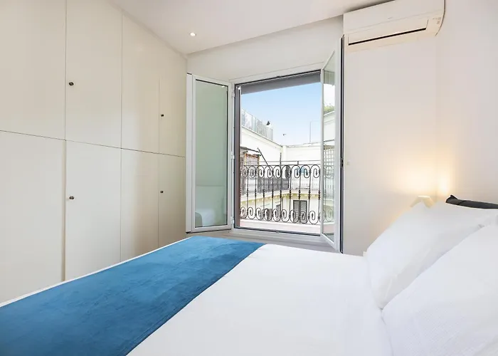 Amazing Via Del Tritone